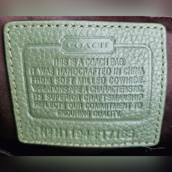 Coach Brooke pebbled green hand bag, purse (z) - Picture 3 of 13